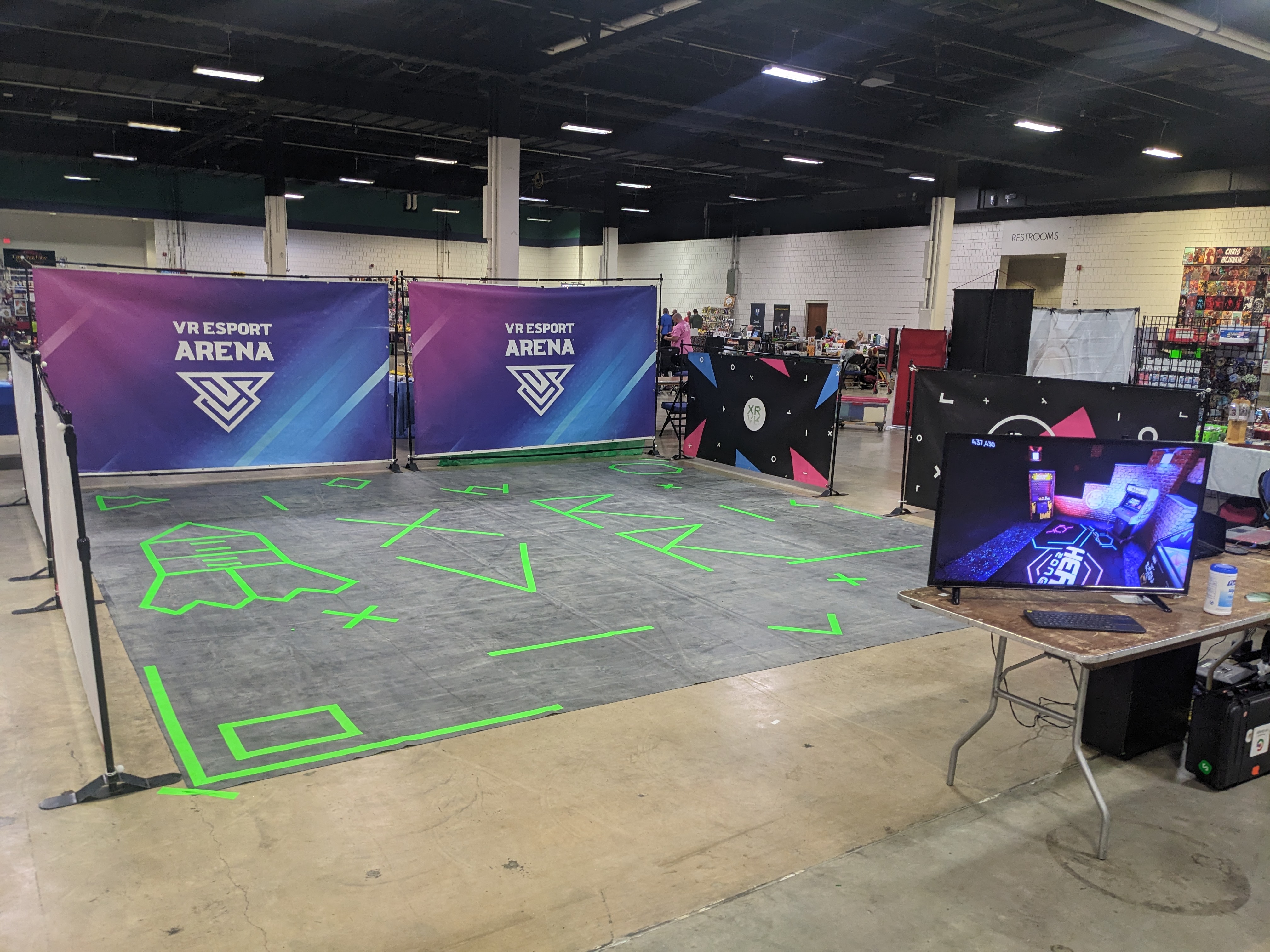 Arena-scale kit with boundary rails and signage